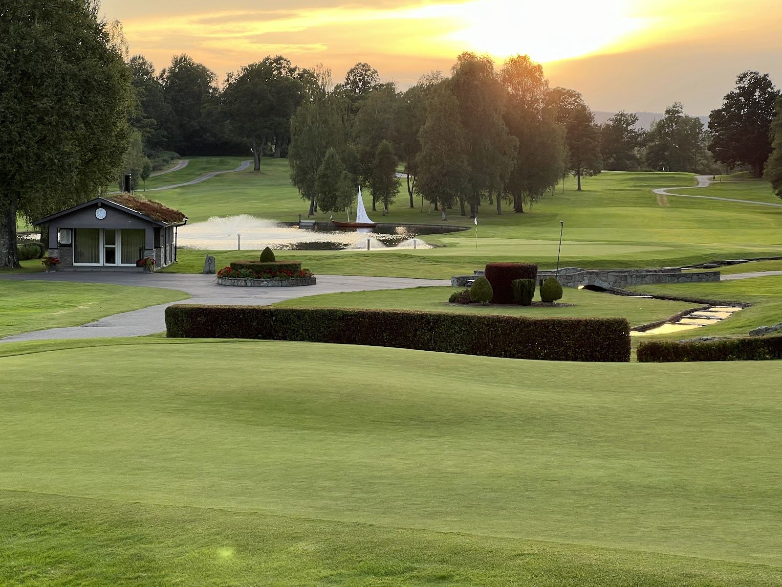 Family Resorts, Lannalodge Golf Resort golf course