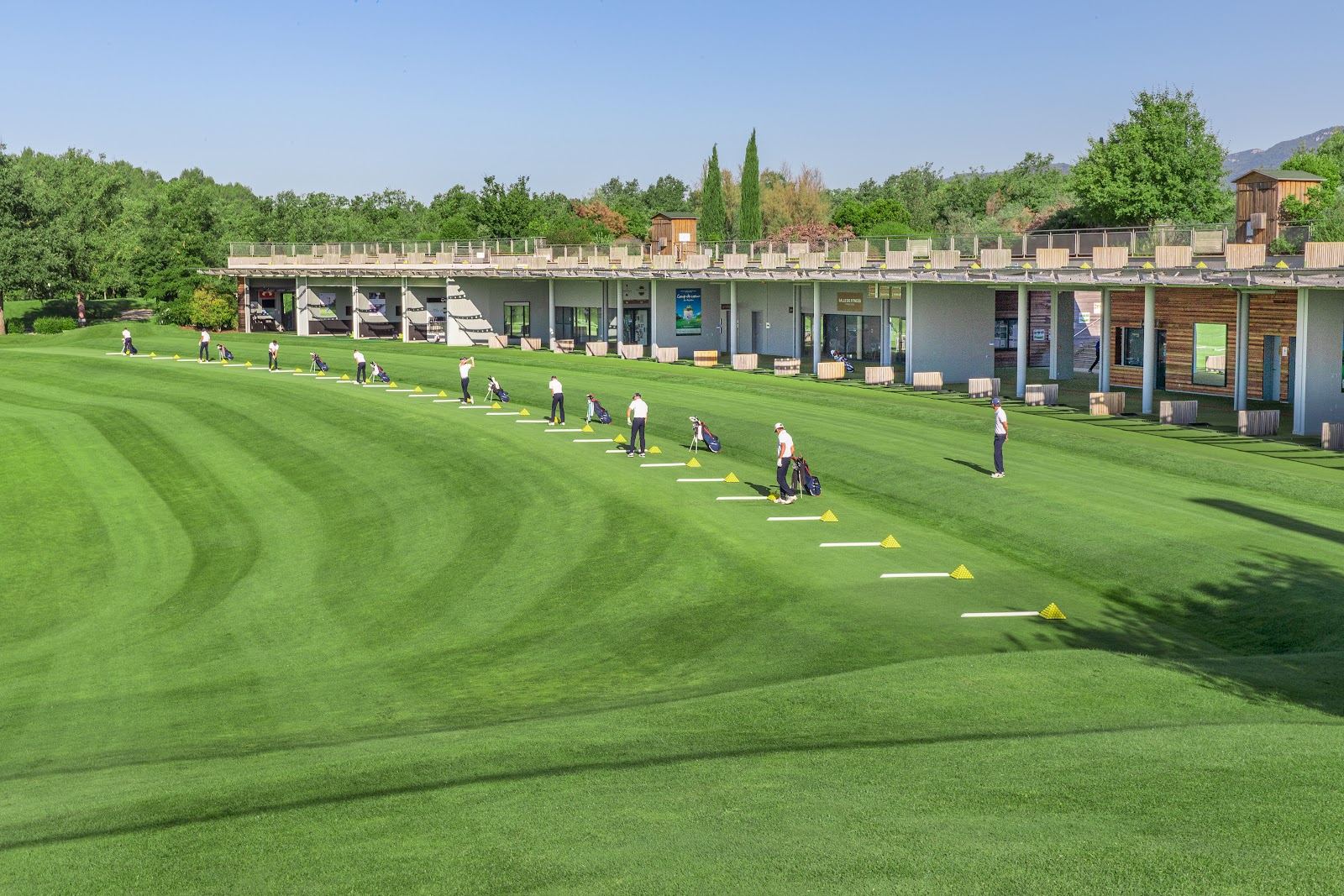 Le Golf National Albatros Course, stadium hole beside the lake near Paris, France
