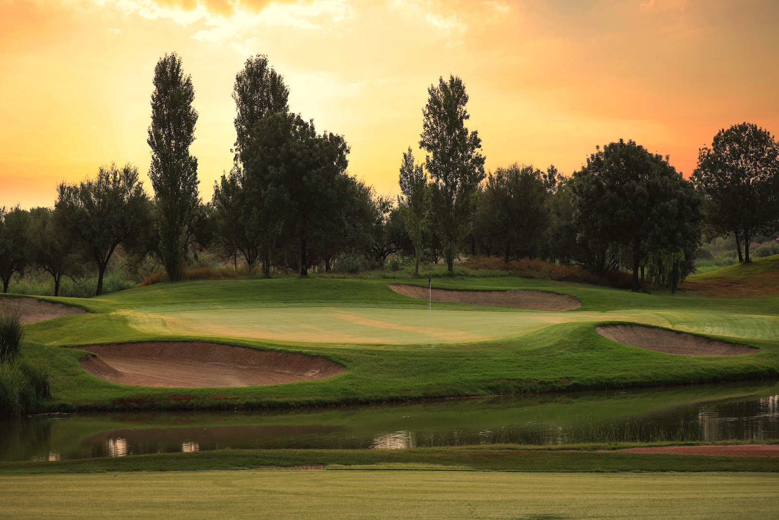 Infinitum Golf Lakes Course, fairways around the Sequia Major wetlands near Salou, Costa Daurada, Spain