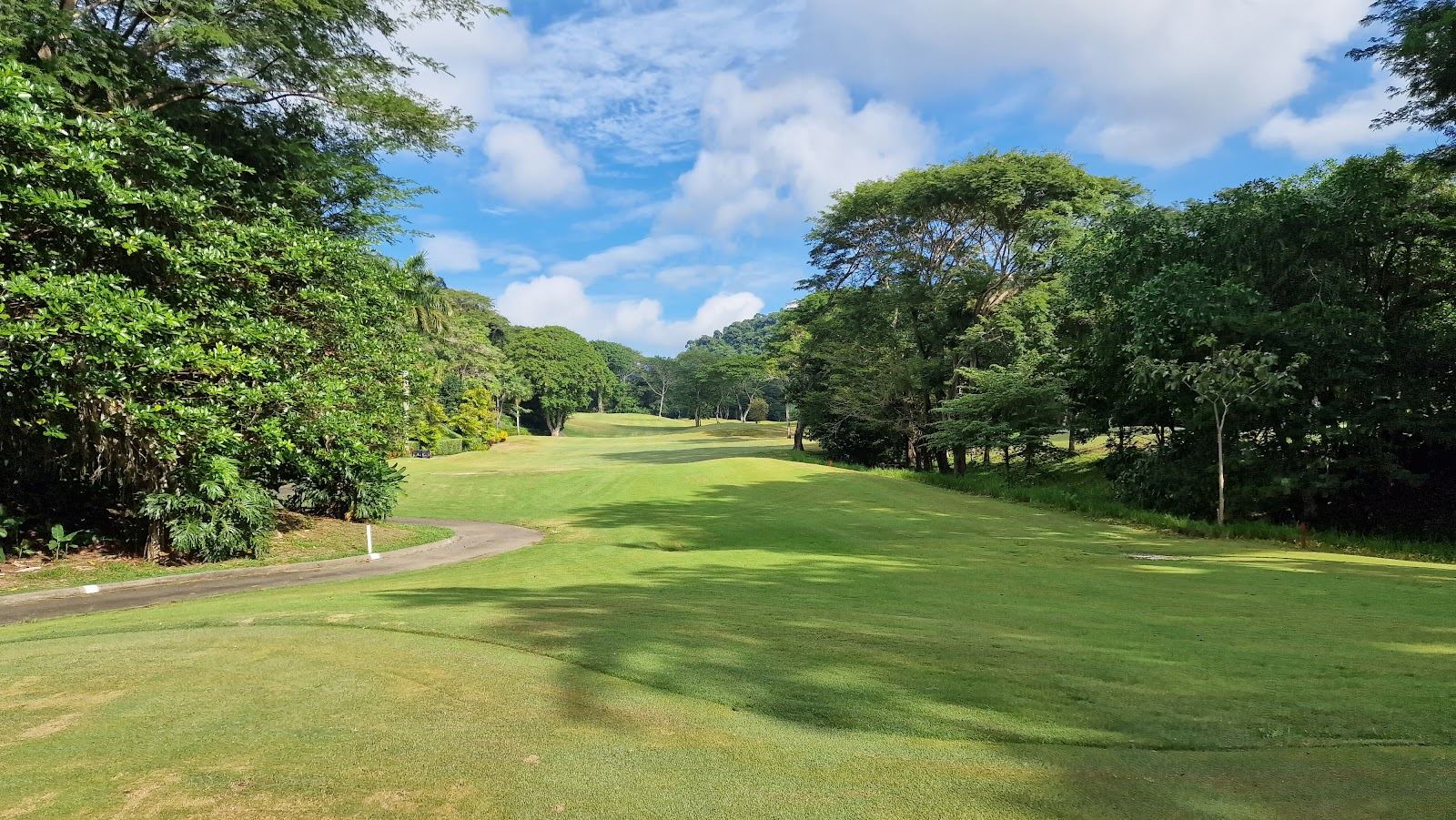 La Iguana Golf Course at Los Suenos, fairway cut through Costa Rican rainforest