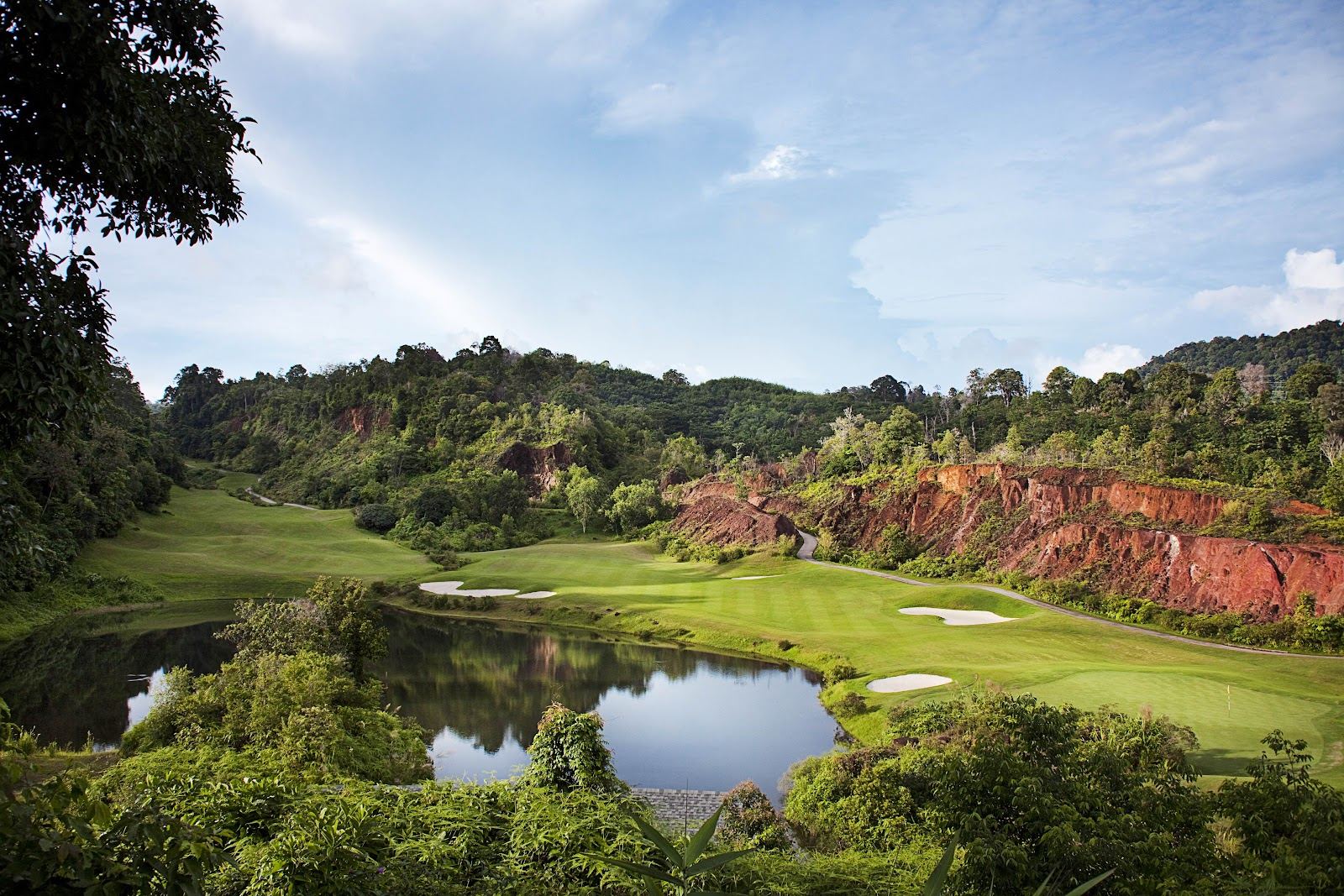 7 Day Phuket Itinerary, RED MOUNTAIN GOLF CLUB golf course