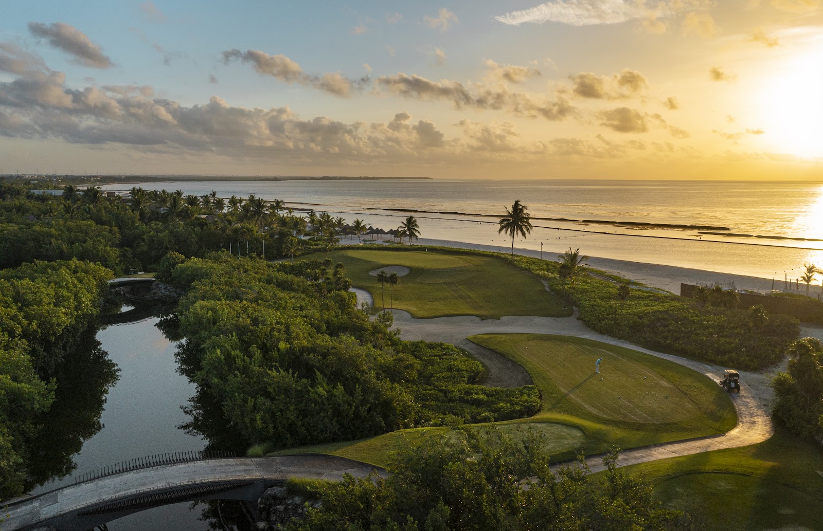 El Camaleon Mayakoba golf course threading through jungle and mangrove, Riviera Maya, Mexico